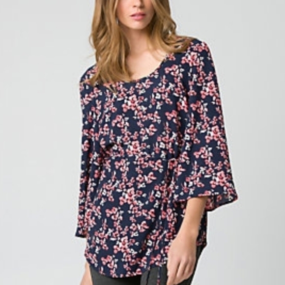 NWT Floral Print Open Back Waist Tie Blouse - Picture 1 of 3